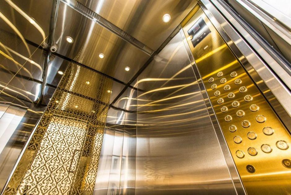 Apartment Sky 24 Floor In Centre 오데사 외부 사진